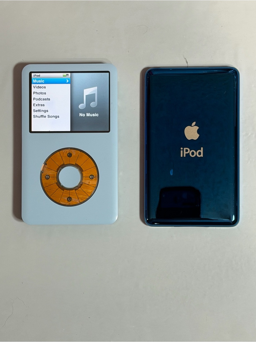 Apple iPod with Baby Blue Front,& Blue Metallic Back 7th Generation 256gb